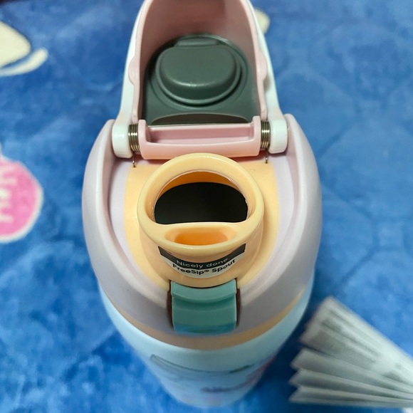 Owala Blue Insulated Water Bottle with Built-in Straw - Picture 5 of 6